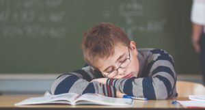 اهمیت خواب برای دانش آموزان