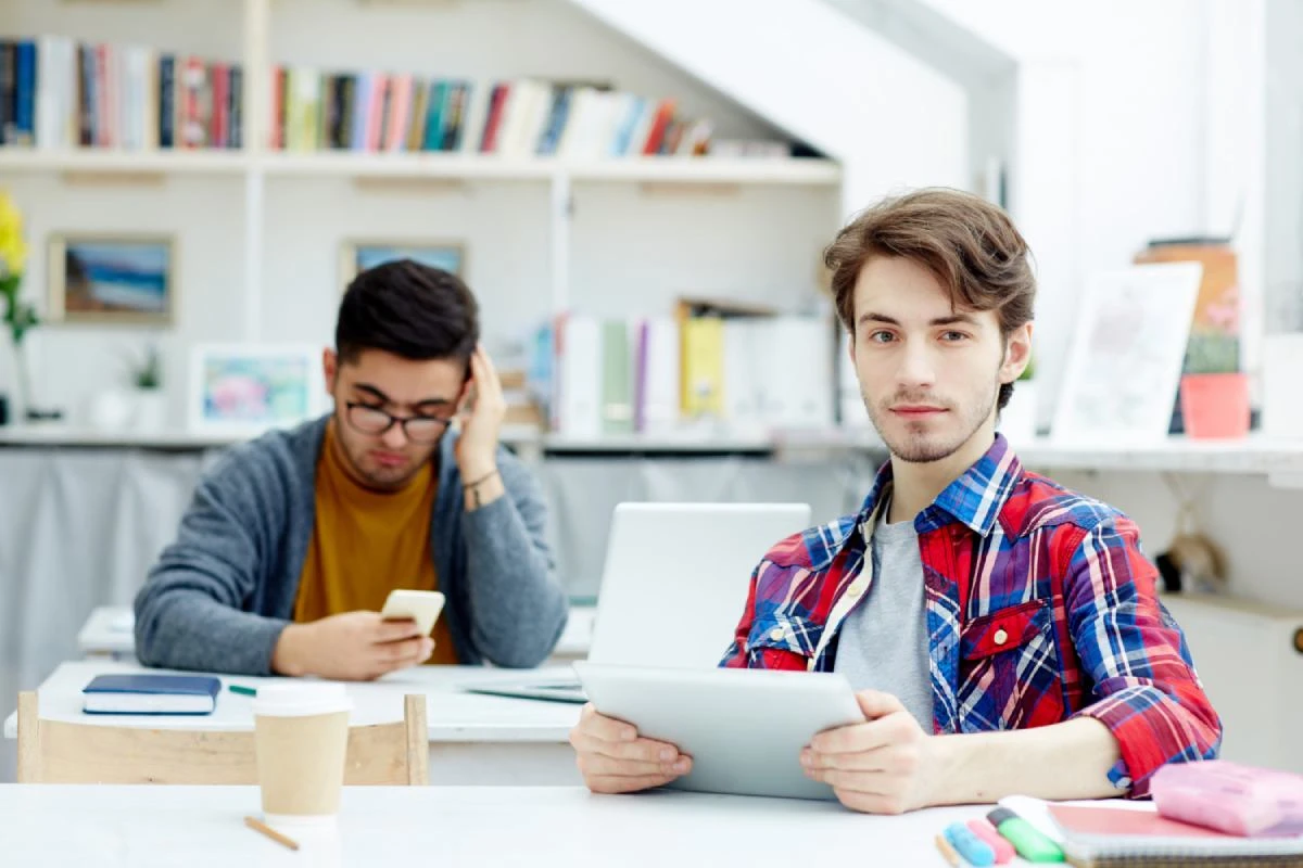 چگونه با هوش مصنوعی درس بخوانیم